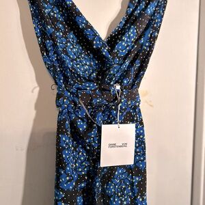 DF V-Neck Halter Jumpsuit Sz 12